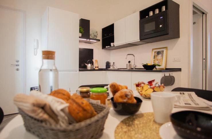 Glamour Liberty Apartment Sabotino38 Milano Ngoại thất bức ảnh